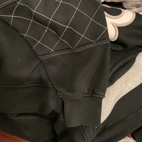 Vintage Y2K Oakland raiders hoodie - Picture 4 of 5